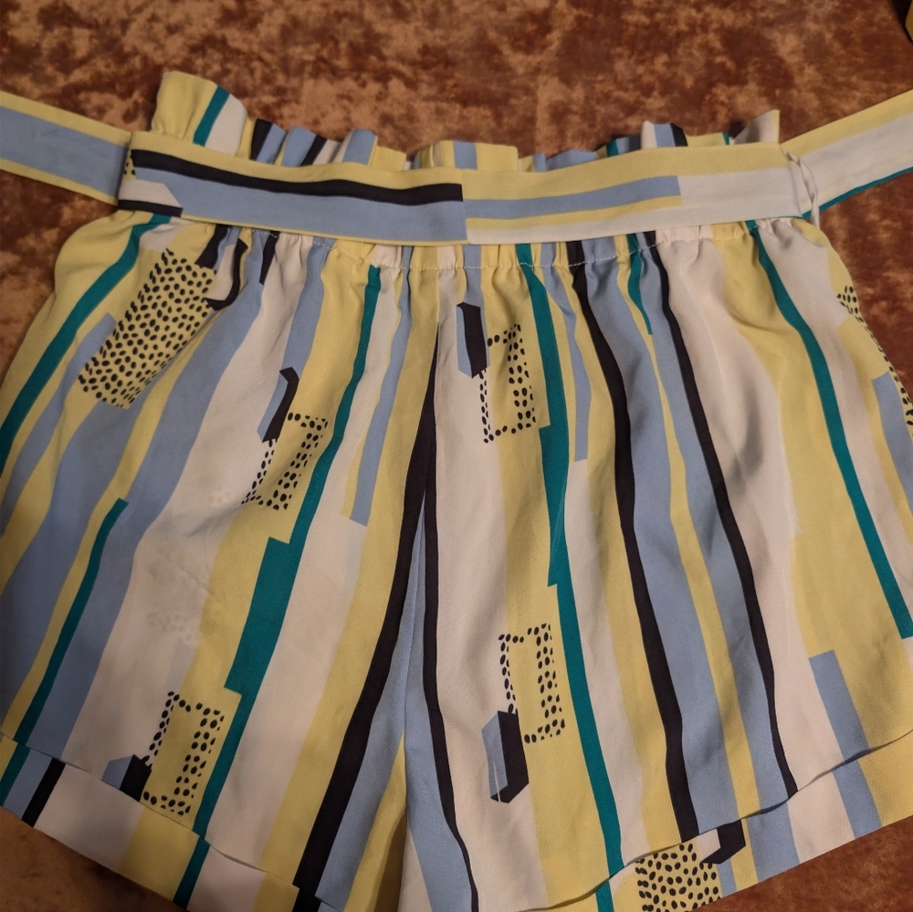 SHEIN High Waist Striped Paper Bag Shorts with Tie- Blue, Yellow, Black - Picture 6 of 7